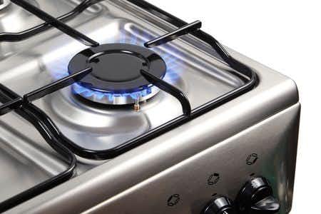Expert Argues Landlord Not Liable for Injuries Caused by Stove