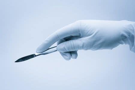 Student Gets Severe Cut by Scalpel During Lab Class