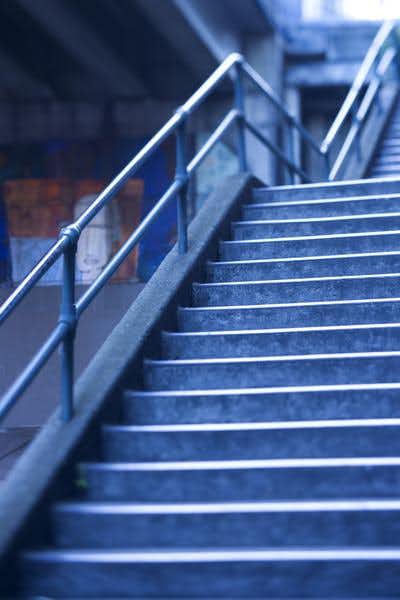Slip and Fall Expert Witness Opines on Condition of Stairs